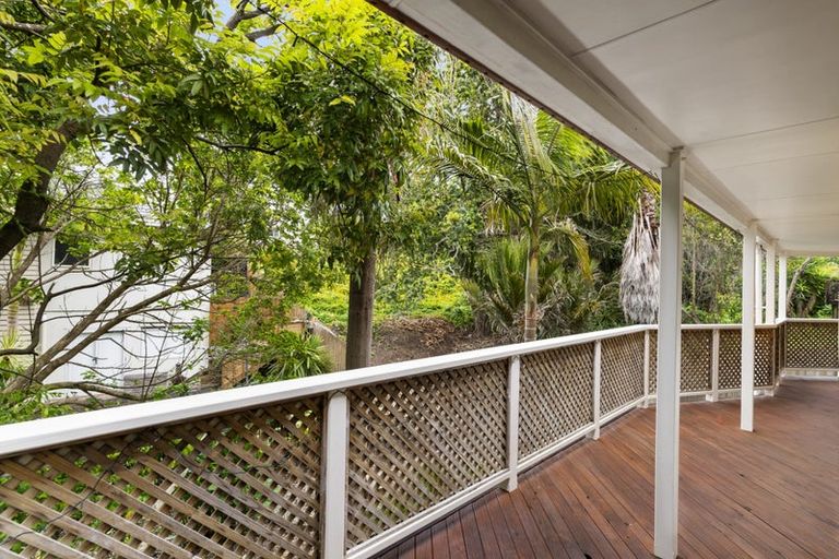 Photo of property in 2/13a Sandspit Road, Cockle Bay, Auckland, 2014