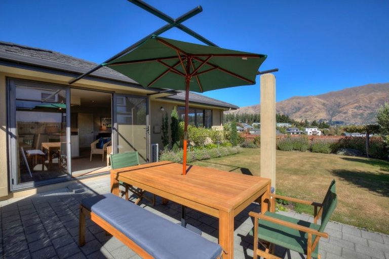 Photo of property in 45 Kings Drive, Wanaka, 9305