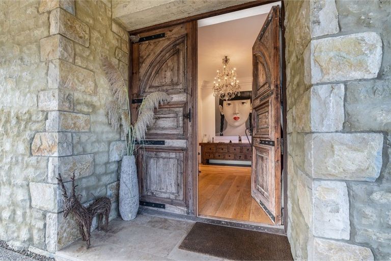 Photo of property in 184 North Road, Clevedon, Papakura, 2582