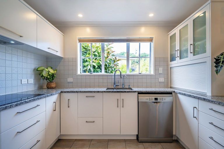 Photo of property in 2 Sisam Place, Whakatane, 3120