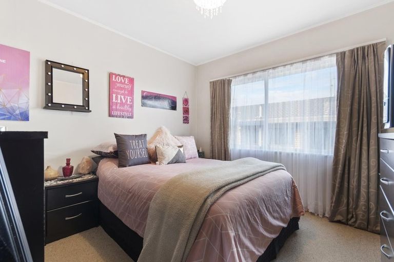 Photo of property in 82 Clark Road, Pahurehure, Papakura, 2113