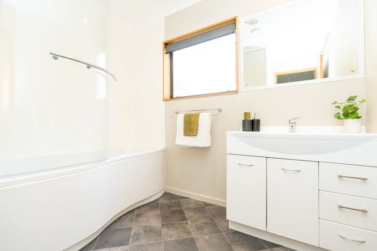 Photo of property in 59a Tuhikaramea Road, Dinsdale, Hamilton, 3204