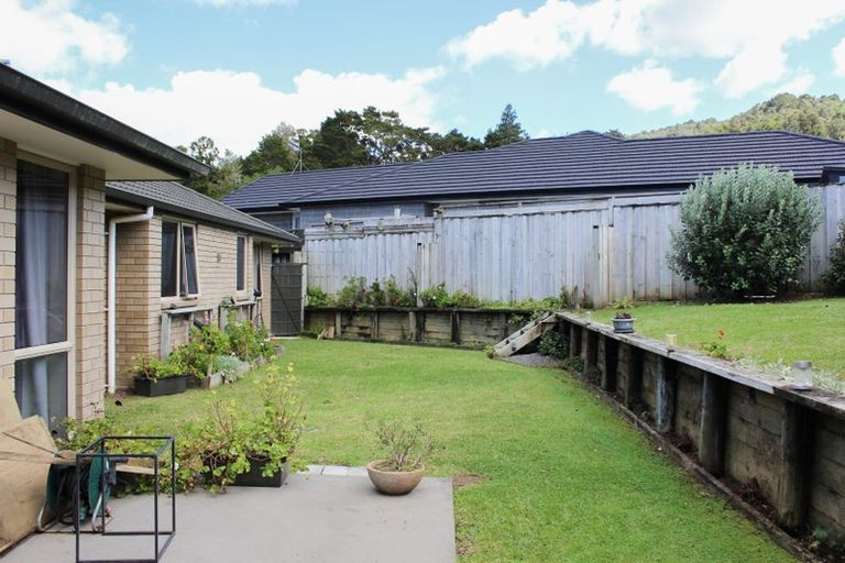 Photo of property in 2 Tieke Place, Horahora, Whangarei, 0110