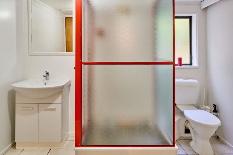 Photo of property in 6 Matai Street, Tawa, Wellington, 5028