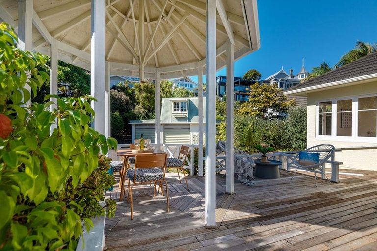 Photo of property in 1/26 Queens Parade, Devonport, Auckland, 0624