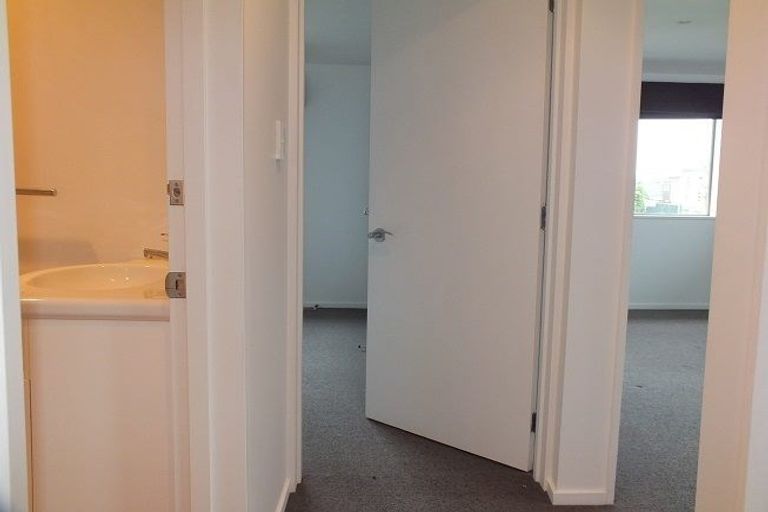 Photo of property in 1/65 Brockworth Place, Riccarton, Christchurch, 8011