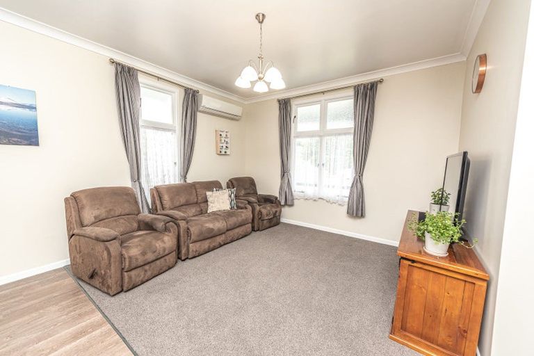 Photo of property in 17 Spier Street, Aramoho, Whanganui, 4500