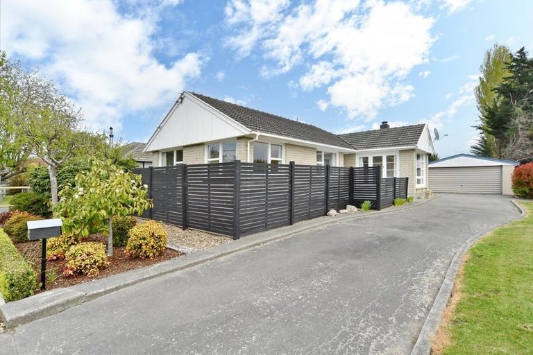Photo of property in 127 Cavendish Road, Casebrook, Christchurch, 8051