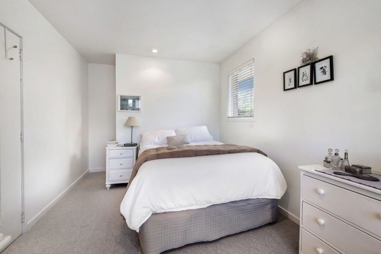 Photo of property in 2/188 Clyde Road, Burnside, Christchurch, 8053