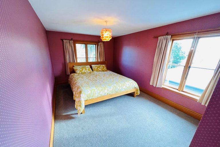 Photo of property in 2/12 Chislehurst Place, Bryndwr, Christchurch, 8052