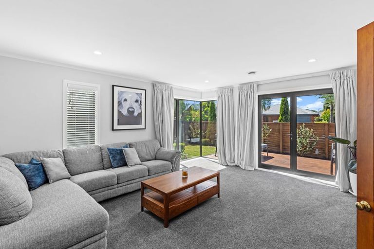 Photo of property in 50 Apsley Drive, Avonhead, Christchurch, 8042
