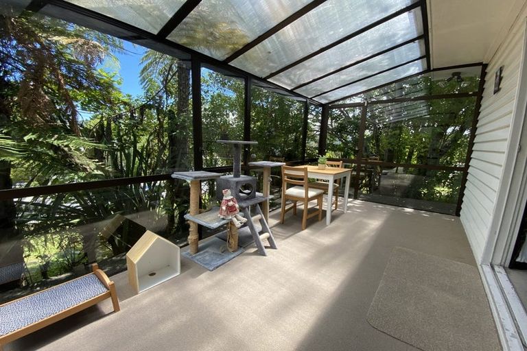 Photo of property in 111 Manuka Street, Stokes Valley, Lower Hutt, 5019