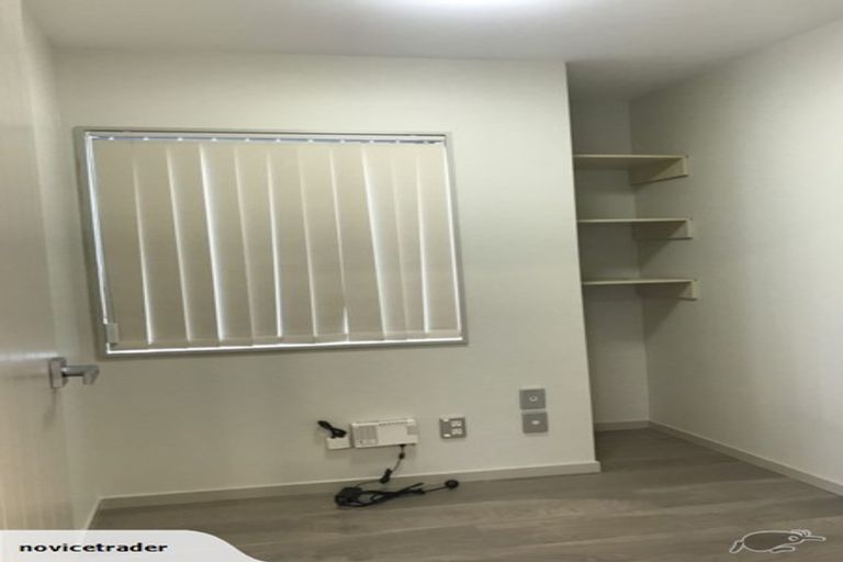 Photo of property in 14 Te Kahu Place, Takanini, 2112