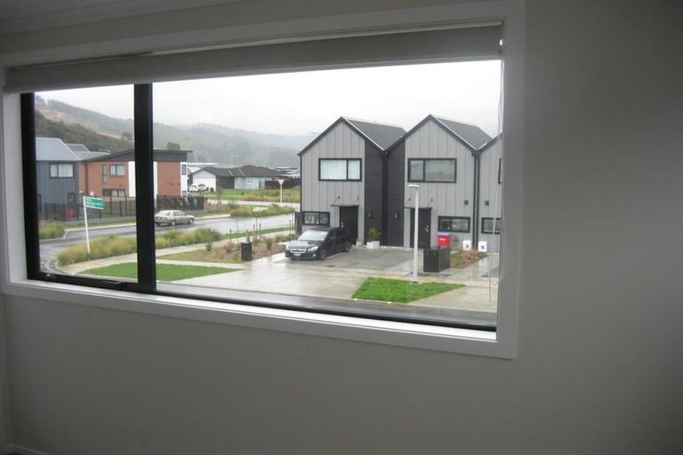 Photo of property in 8 Raeble Walkington Lane, Wallaceville, Upper Hutt, 5018