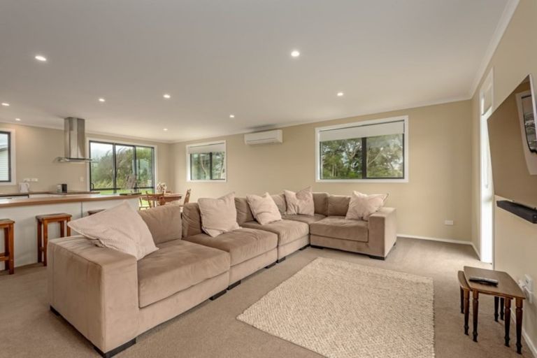 Photo of property in 4 George Street, Bulls, 4818