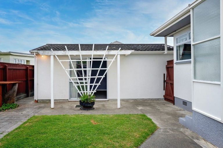 Photo of property in 1 Sidey Place, Marewa, Napier, 4110