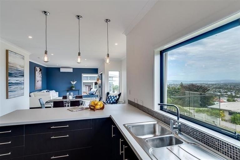 Photo of property in 45 Guys Hill Road, Hospital Hill, Napier, 4110