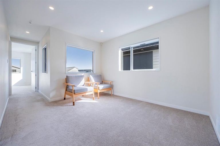 Photo of property in 19 Kapehu Road, Silverdale, 0932