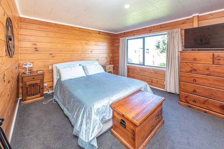 Photo of property in 49 Manuka Street, Castlecliff, Whanganui, 4501