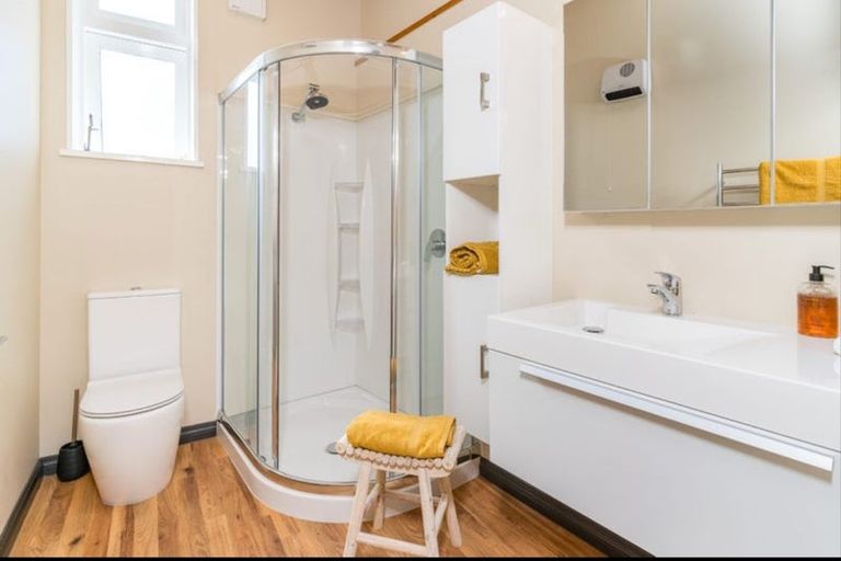 Photo of property in 143 Kenmure Road, Kenmure, Dunedin, 9011