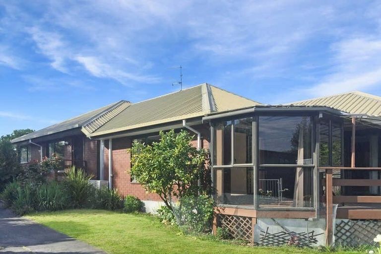 Photo of property in 530a Halswell Road, Halswell, Christchurch, 8025