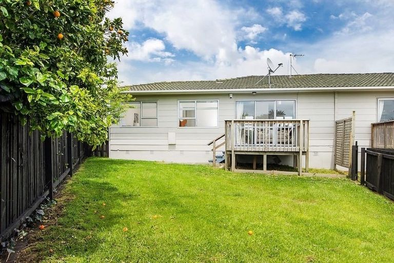 Photo of property in 1/8 Slim Place, Clendon Park, Auckland, 2103