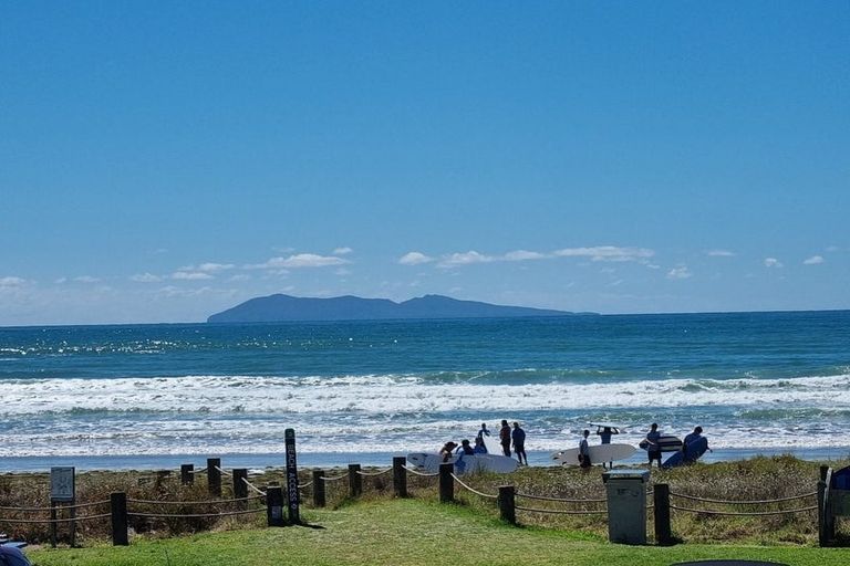 Photo of property in 32 The Terrace, Waihi Beach, 3611