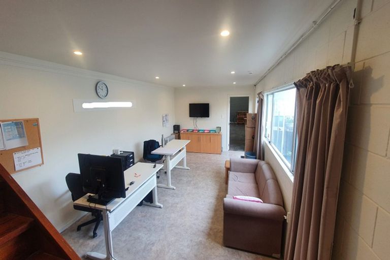 Photo of property in 2/7 Spring Street, Papatoetoe, Auckland, 2025