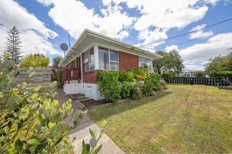 Photo of property in 1/27 Nile Road, Milford, Auckland, 0620