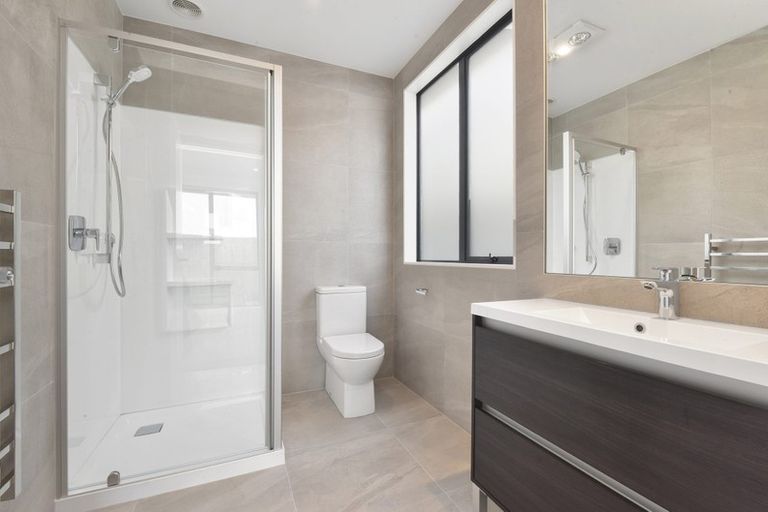 Photo of property in 90 Whenuapai Drive, Whenuapai, Auckland, 0618