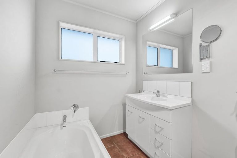 Photo of property in 20 Erin Street, Hawera, 4610