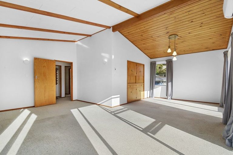 Photo of property in 76 Warwick Street, Wilton, Wellington, 6012