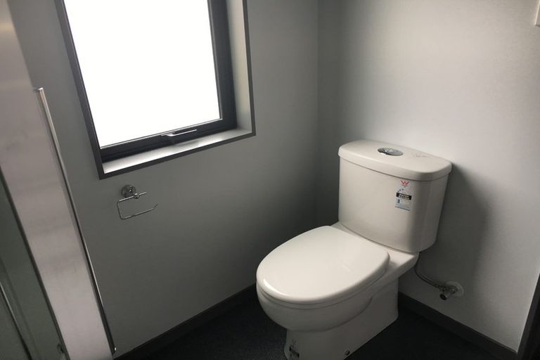 Photo of property in 34b Speargrass Grove, Timberlea, Upper Hutt, 5018