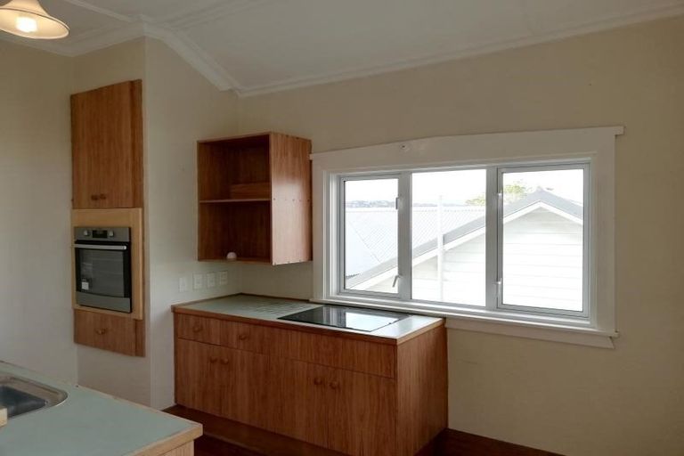 Photo of property in 1/83 Bolton Street, Kelburn, Wellington, 6012