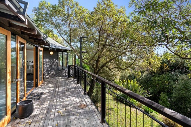 Photo of property in 887 Cashmere Road, Halswell, Christchurch, 8025