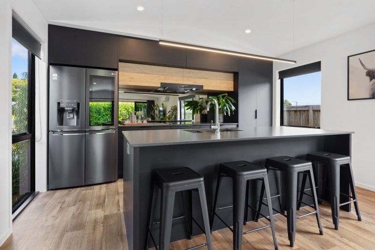 Photo of property in 4 Arohena Court, Ohauiti, Tauranga, 3112