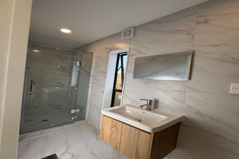 Photo of property in 12c Elcoat Avenue, Te Atatu South, Auckland, 0610