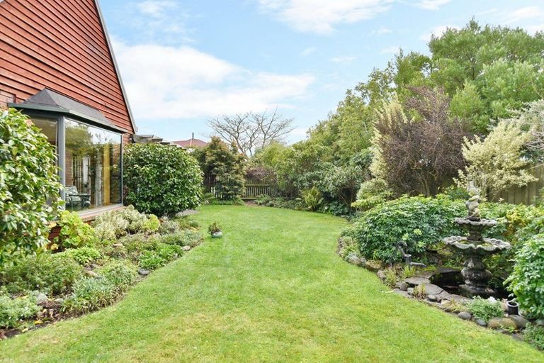 Photo of property in 22 Clarevale Street, Burwood, Christchurch, 8083