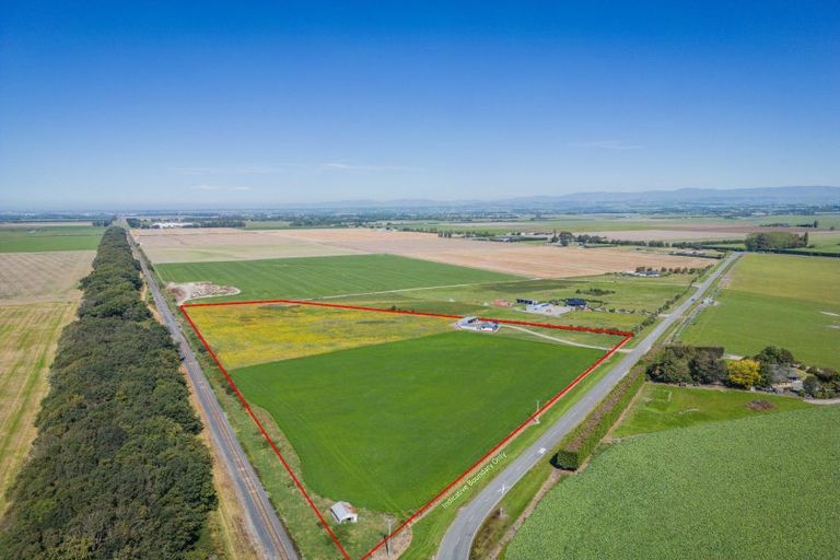 Photo of property in 72 Arowhenua Station Road, Kerrytown, Timaru, 7973