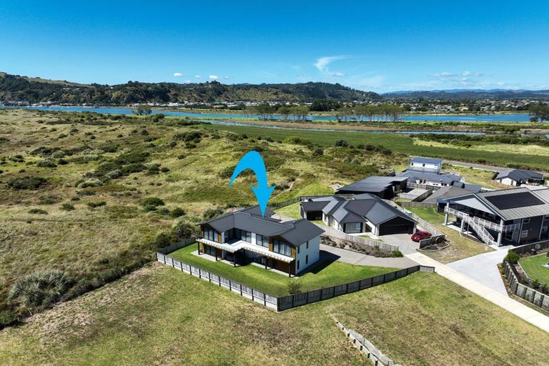 Photo of property in 16 Piripai Rise, Coastlands, Whakatane, 3120