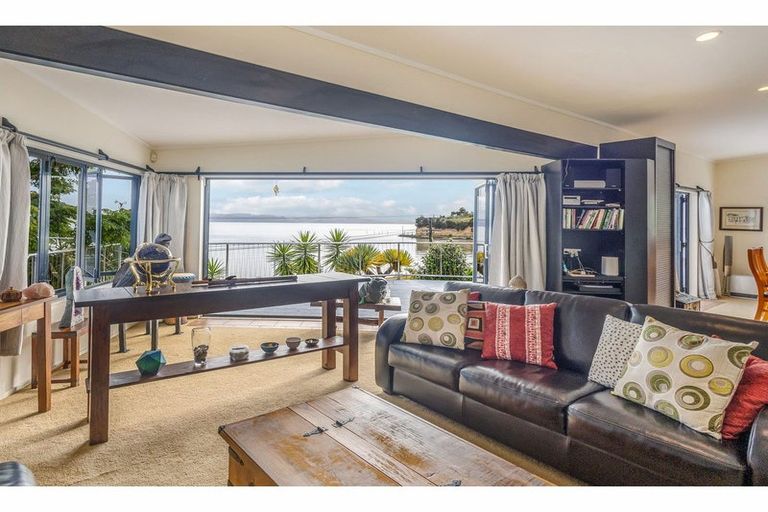 Photo of property in 632 Kellys Bay Road, Pouto, Te Kopuru, 0391