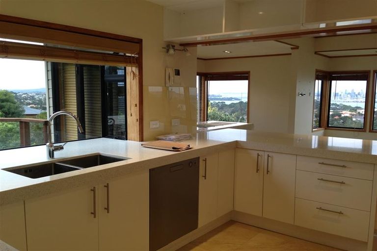 Photo of property in 56 Onetaunga Road, Chatswood, Auckland, 0626