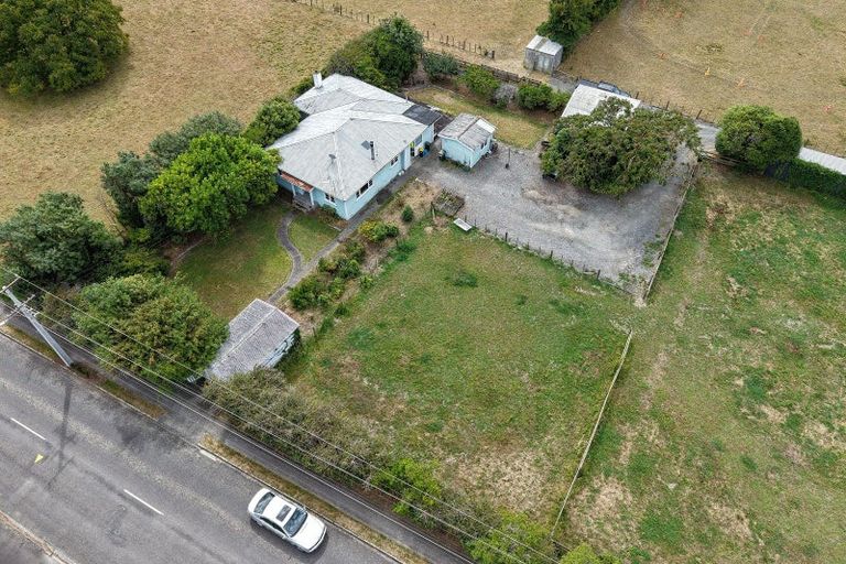 Photo of property in 226 Rangiuru Road, Otaki, 5512