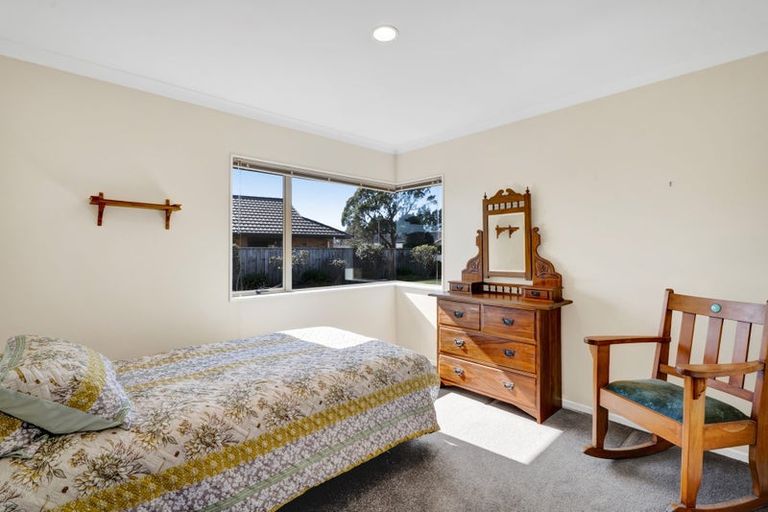 Photo of property in 20 Kahikatea Street, Inglewood, 4330