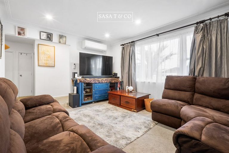 Photo of property in 8 Julian Place, Otara, Auckland, 2023