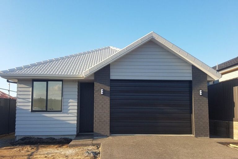 Photo of property in 18 Pioneer Crescent, Omokoroa, 3114