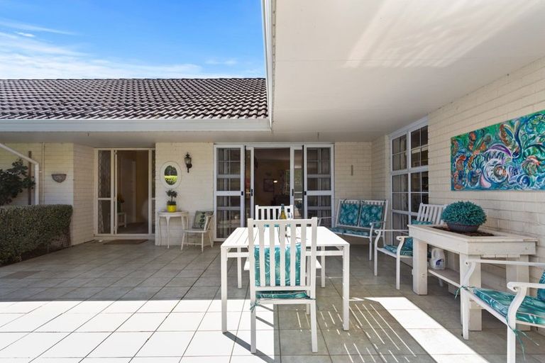 Photo of property in 127 West Belt, Rangiora, 7400