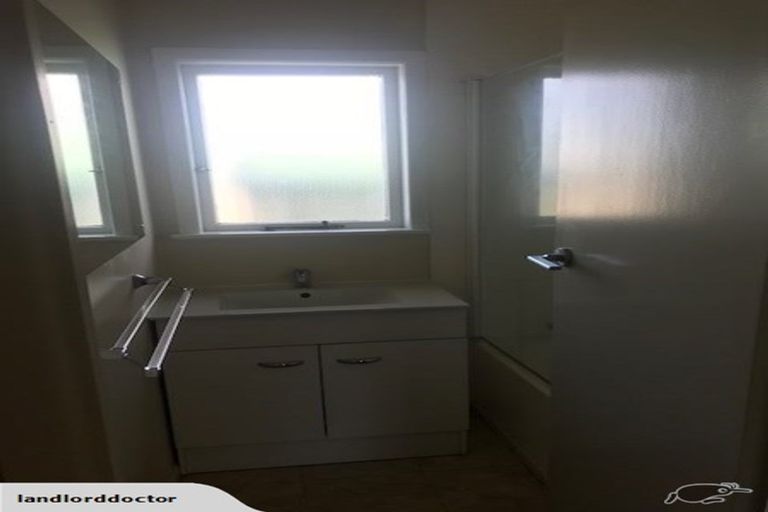 Photo of property in 1/58 Cargill Street, Papakura, 2110