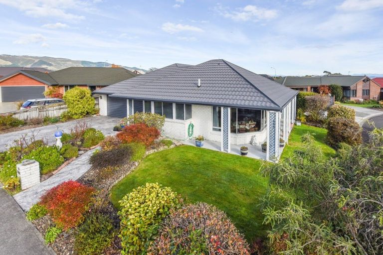 Photo of property in 19 Stead Crescent, Stoke, Nelson, 7011