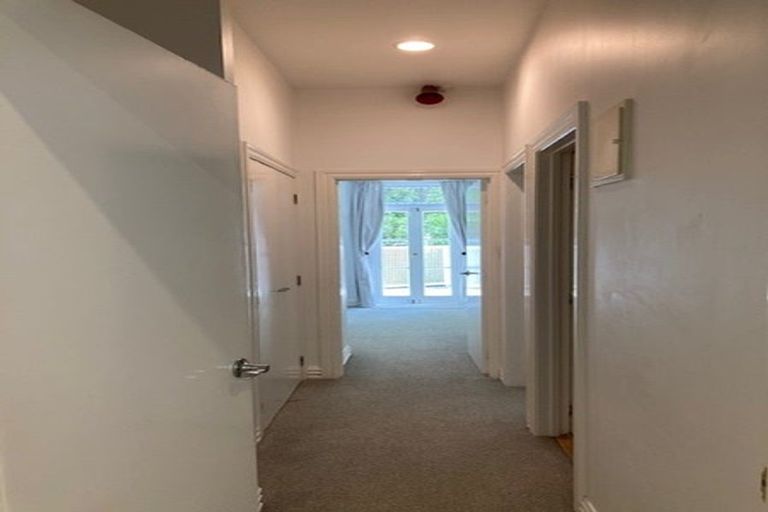 Photo of property in 323b Mount Eden Road, Mount Eden, Auckland, 1024